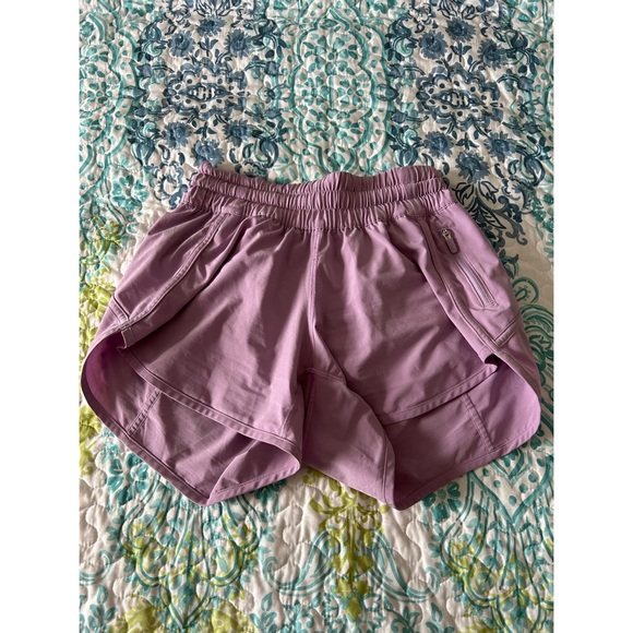 Lululemon Tracker Short 4” - Picture 2 of 7